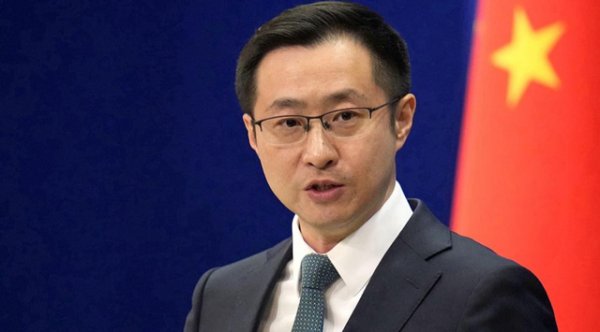 英媒报道称，中方取消两场与欧盟的外交会议，外交部回应正在沟通